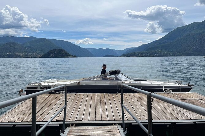 1 Hour Private Boat Tour from Varenna on Lake Como - Meeting point: Porto Riva Grande in Varenna