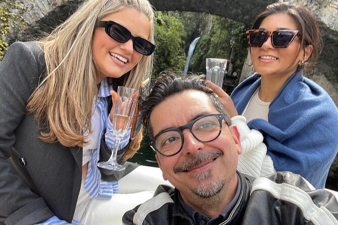 2 Hours Private and Guided Cruise to Lake Como Mostes boat - Como pier to the Life Electric modern stop