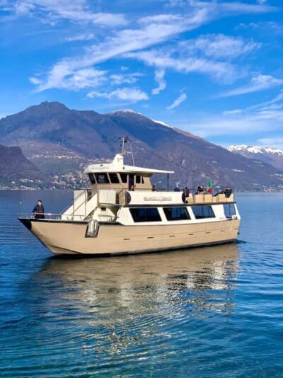 Bellagio: Lake Como Shared Boat Tour - Shared boat logistics: timing, decks, and crowds