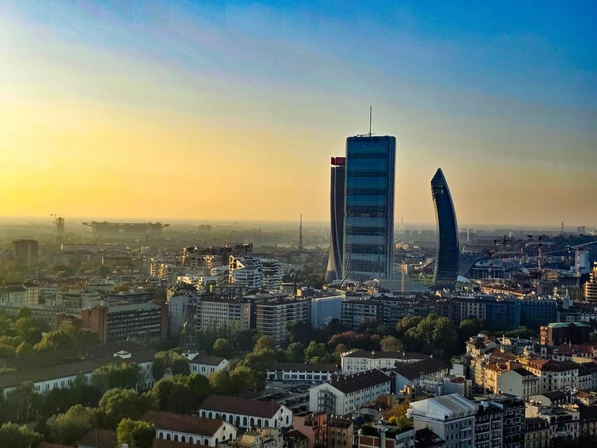 Branca Tower and Sforza Castle Guided Tour - Key highlights you’ll feel in your first hour