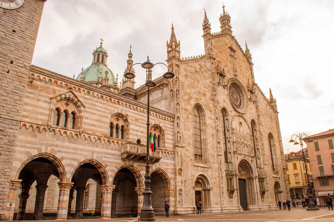 Como Bellagio Lugano & Exclusive Cruise from Milan - Como city stop: the quick walk that sets up the rest