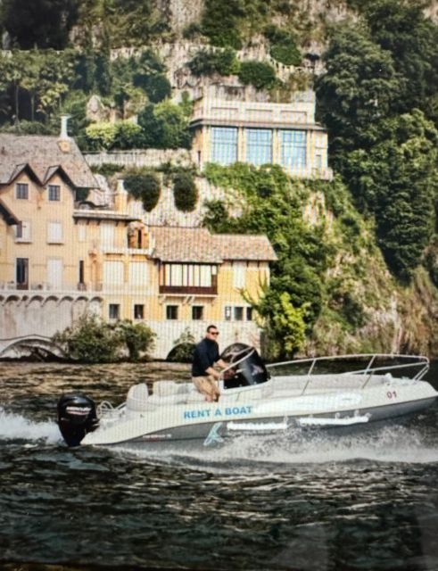 Como Lake: 1h boat rental without license and self-driving - Start at S.Agostino Pier in Como, Right by Bar Lario