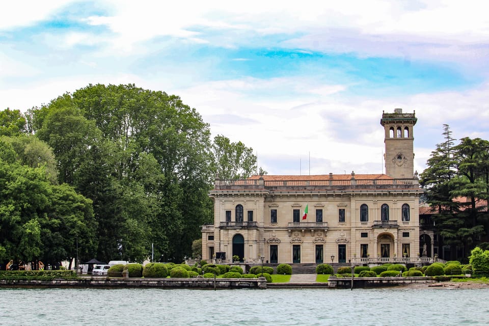 Como: Lake Como Shared Boat Tour - Ending beats: Villa Trubetzkoy and the Villa Geno Fountain