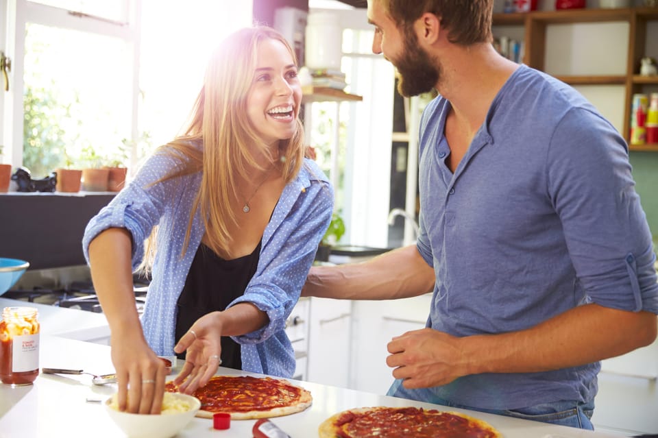 Como: Premium Pizza-Making Class at a Pizzeria - Lunch or dinner with wine or craft beer (and why it’s included)