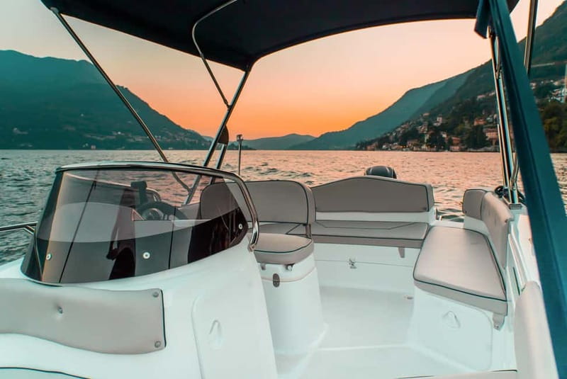 Como: Private 1-Hour Boat Rental - Key Points at a Glance
