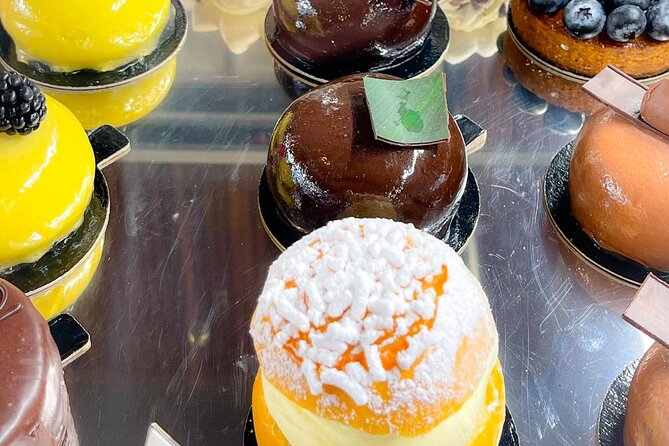 Discover the Milano by Food - Orto Botanico di Brera: A Short Green Break