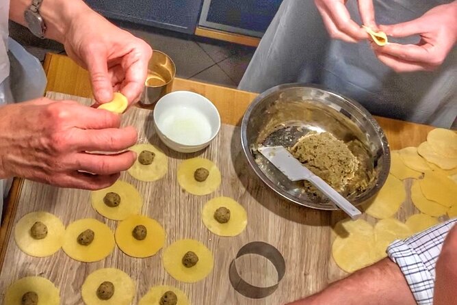 Eat like a local - The Cooking Lesson: pasta by hand, plus sauces you can repeat