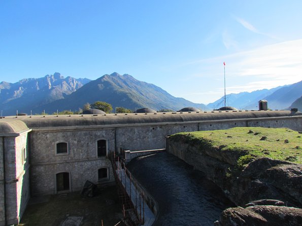 Forte Montecchio Nord Entrance Ticket - Getting there from public transportation and fitting it into a Como day
