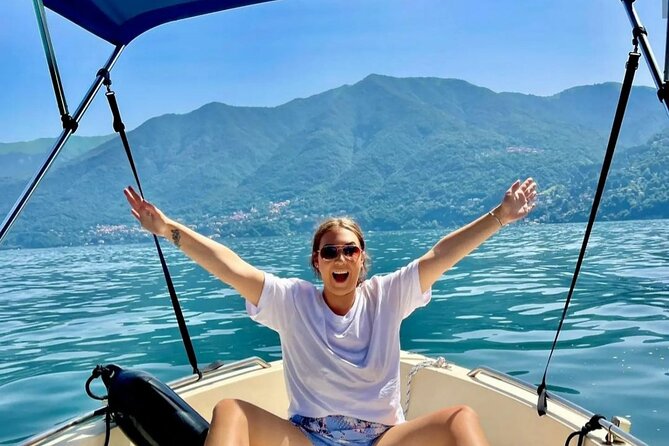 From 1H to 4H License Free Boat Rental 40cv Lake Como - The quick lesson: learning the boat before you go