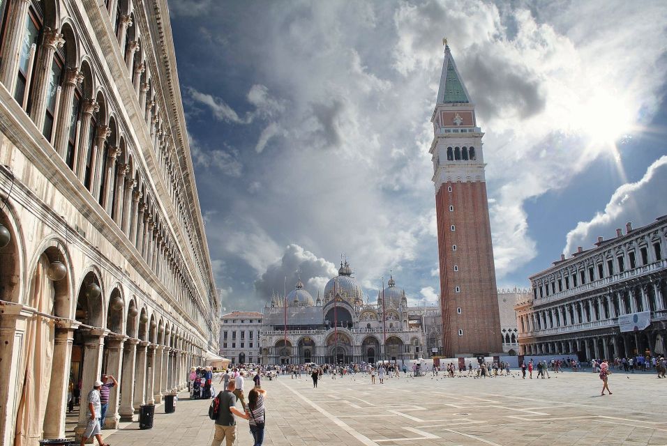 From Milan: Venice and Verona Full-Day Tour by Train - The Venice switch: how the day changes in Saint Mark’s area