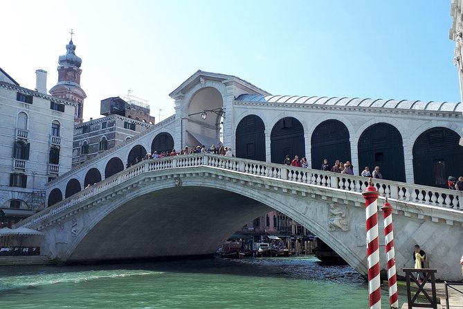 From Milan: Venice Full-Day Guided Tour With Boat Ride - The afternoon lagoon boat back to Tronchetto