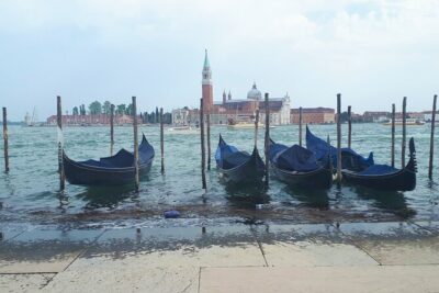 From Milan: Venice Full-Day Guided Tour With Boat Ride - Free time for lunch (and optional gondola ideas)