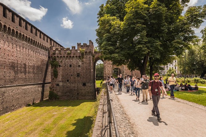 Full-day Skip-The-Line Milan, The Last Supper and Duomo Cathedral - Sforza Castle + Leonardo’s Milan connection