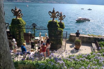 Lake Como Highlights - Villa Balbianello & Bellagio exclusive full-day tour - The lake crossing: reading the shore from the water