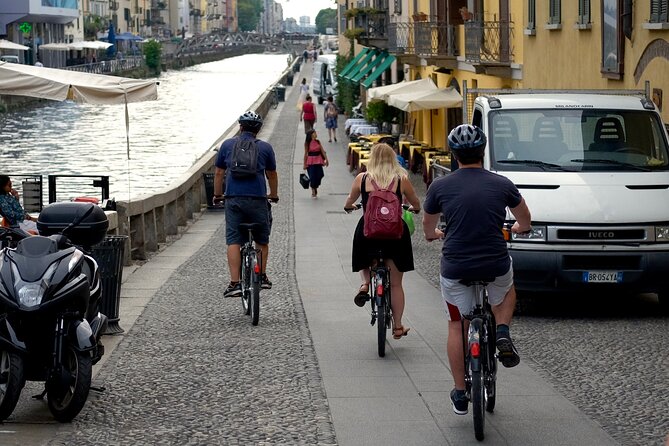 Milan: Bicycle Tour Live Tourist Guide 3 hours and half - Arco della Pace and Parco Sempione: Neoclassical Milan’s Moment