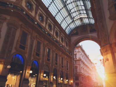 Milan by Night 2-Hour Walking Tour - Where to meet at Piazza Castello without losing time