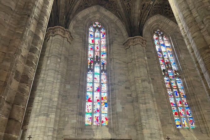 Milan: Cathedral and Terraces Guided Tour with Tickets - The Leonardo da Vinci statue: a Renaissance cue in plain sight