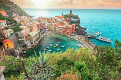 Milan: Cinque Terre Full-Day Guided Trip With Cruise - Milan to La Spezia by Air-Conditioned Coach: Plan for a Real Commute