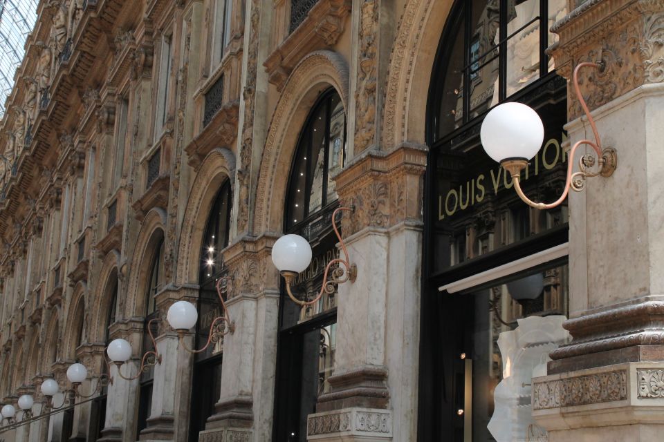 Milan: City Highlights Walking Tour - Small planning tips to make your tour day smoother