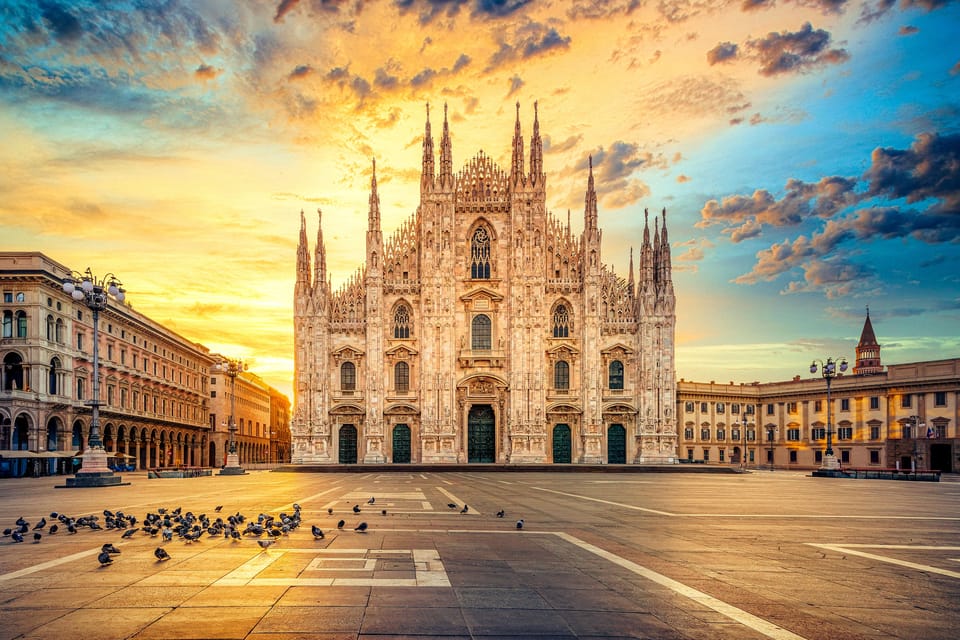 Milan Duomo Cathedral and Rooftop Terrace Guided Tour - Finding Your Guide at Piazza del Duomo (P.za del Duomo 4)