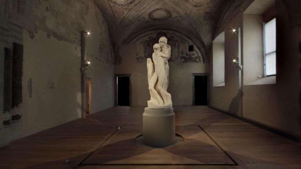 Milan: Duomo, Sforza Castle, and Pieta Guided Tour - Sforza Castle: Gardens, Courtyards, and a Sense of Place