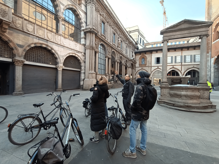 Milan: ELECTRIC-Bicycle Tour Live Tour Guide 3 hours & half - Roman Columns and the feeling of layers