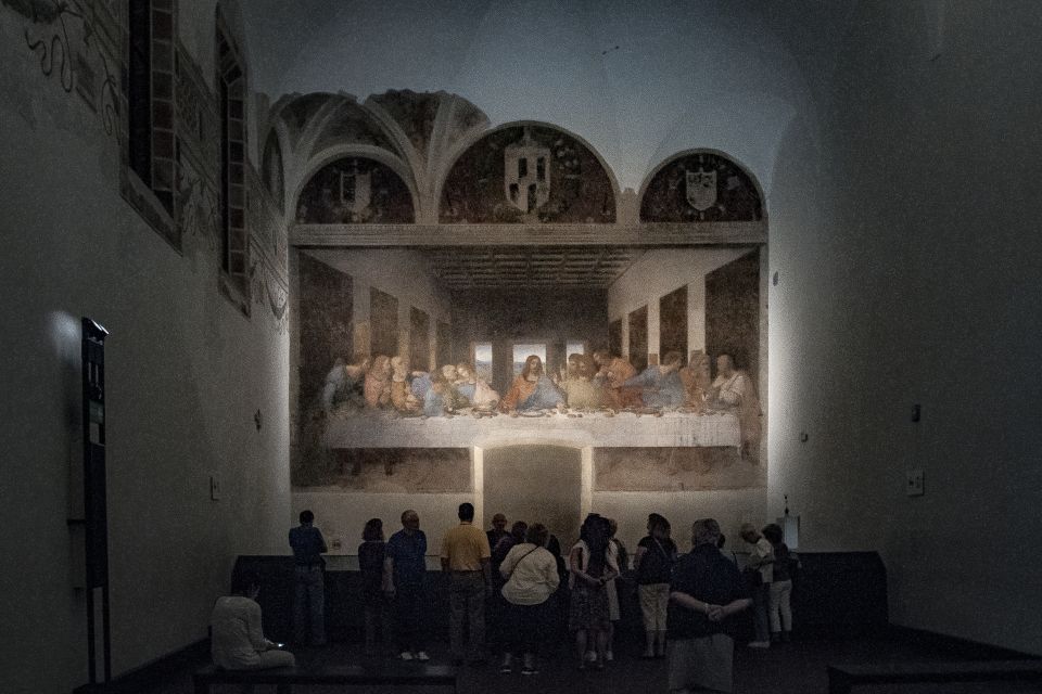 Milan: Guided Walking Tour with Last Supper Skip-the-Line - Santa Maria delle Grazie: seeing The Last Supper without guessing