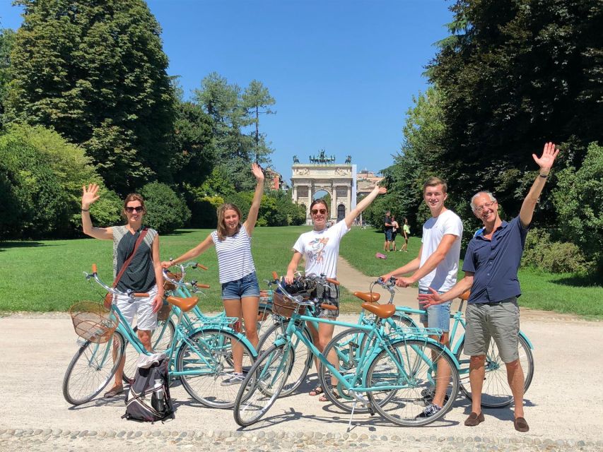 Milan: Highlights and Hidden Gems Guided Bike Tour - Bikes, helmets, and guide style: where the tour feels worth it
