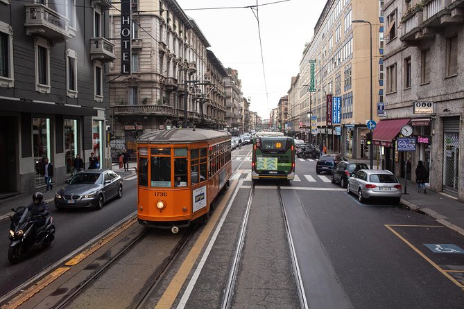 Milan Hop-On Hop-Off Bus Tour with Four Routes - Line B (blue): Porta Venezia, Palazzo Lombardia, and the city’s edge