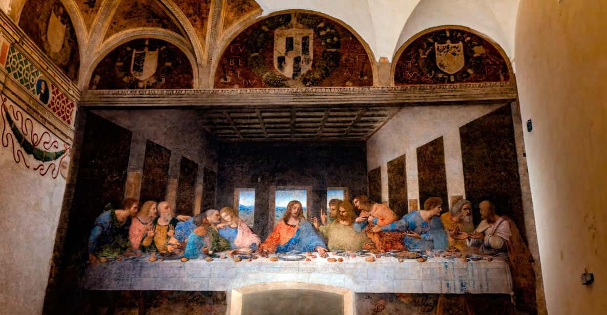 Milan: Last Supper Guided Visit - Finding Santa Maria delle Grazie and the right meeting door