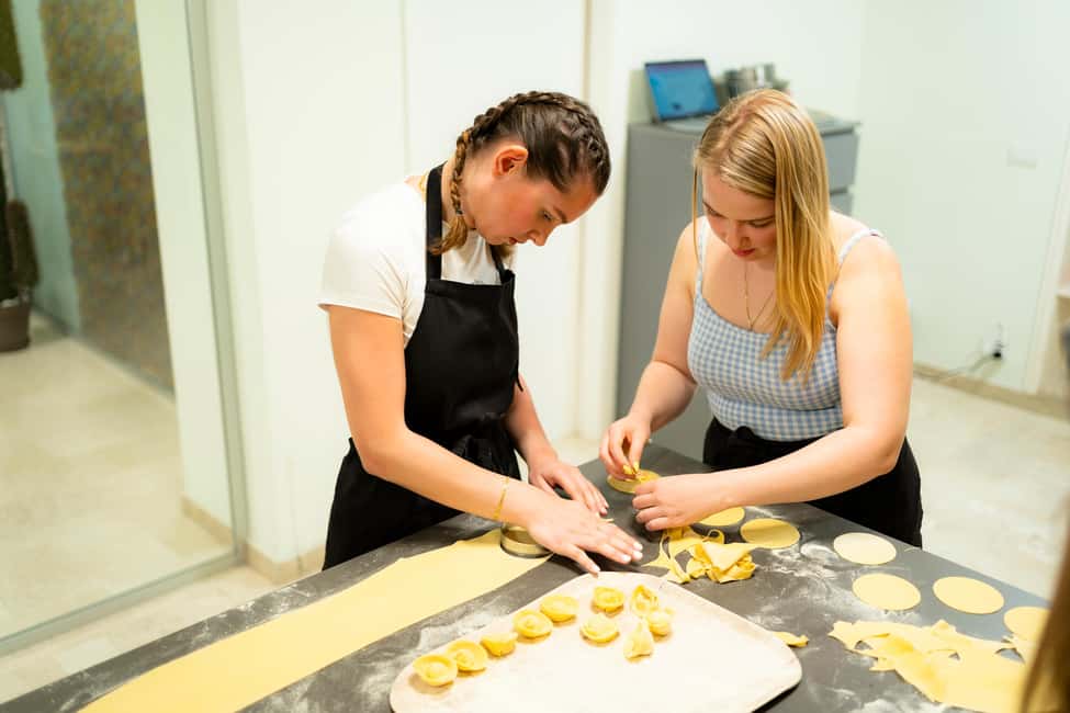 Milan: Pasta, Gnocchi and Tiramisù Cooking Class with Wine - Key things that make this cooking class worth your time