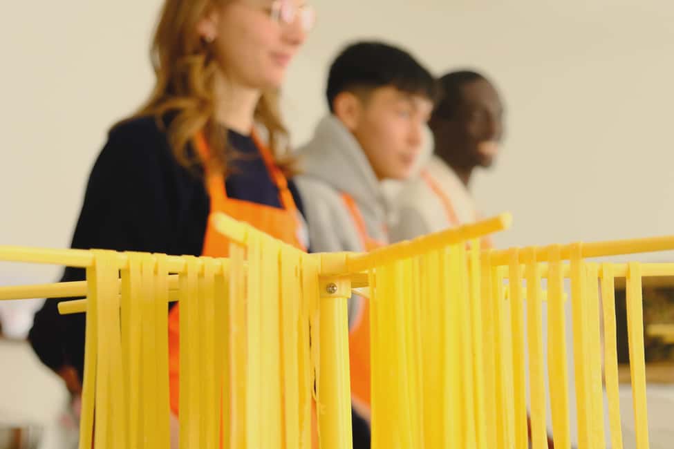 Milan: Pasta, Ravioli, and Gelato Class in a Glamorous Home - Timing, group size, and the real pacing of a 3-hour class