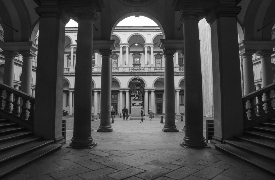 Milan: Pinacoteca Art Gallery and Brera District Guided Tour - Pinacoteca di Brera: the fast route to major masterpieces