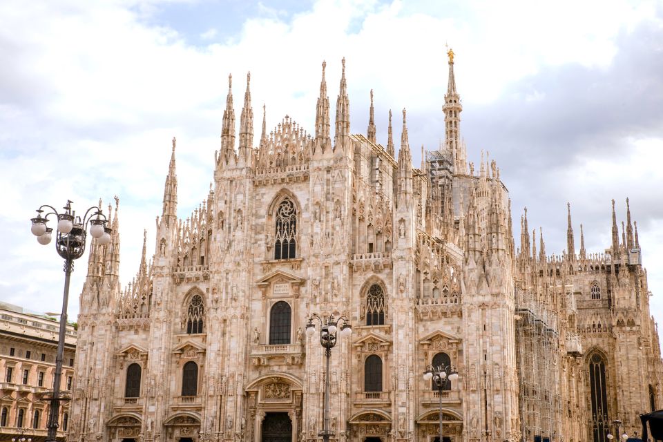 Milan: Priority Access Duomo and Rooftop Tour - Key things to love about the Milan Duomo priority rooftop tour