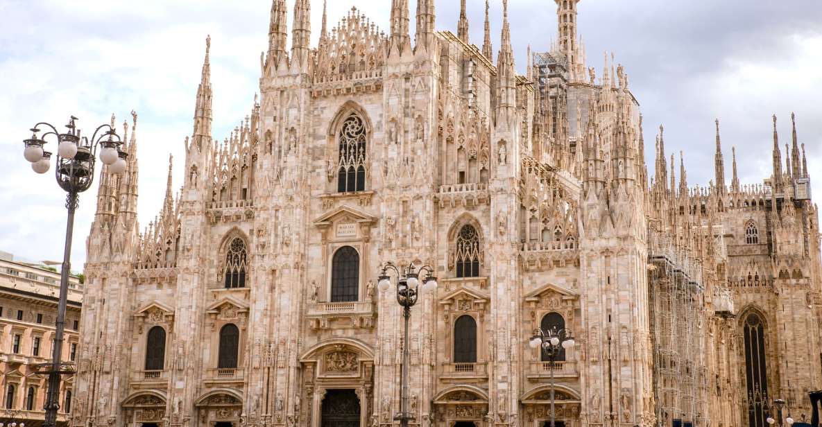Milan: Priority Access Duomo and Rooftop Tour - Duomo from Above: Why the rooftop part matters