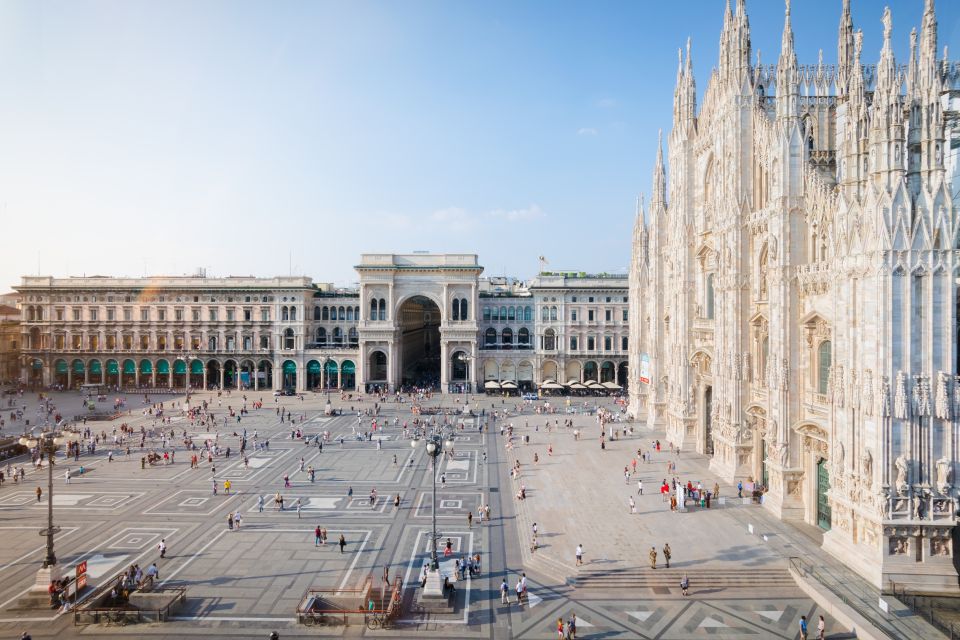 Milan: Private Tour - Duomo, Sforza Castle & Gelato Tasting - Castello Sforzesco Courtyard: Big Fortress Energy, Without the Museum Maze