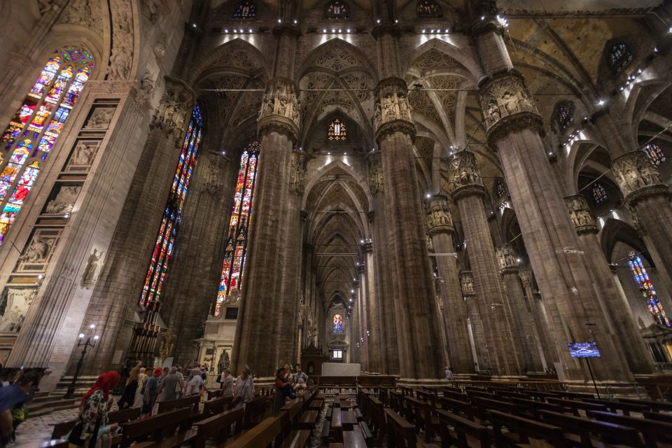 Milan: Scala Theater and Duomo Cathedral Guided Tour - Touring La Scala Before the Duomo: A Smart Sequence