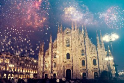Milan Small Group: Duomo & Rooftop, Castle, Gelato Tasting - The Duomo experience: how the guide makes the cathedral click