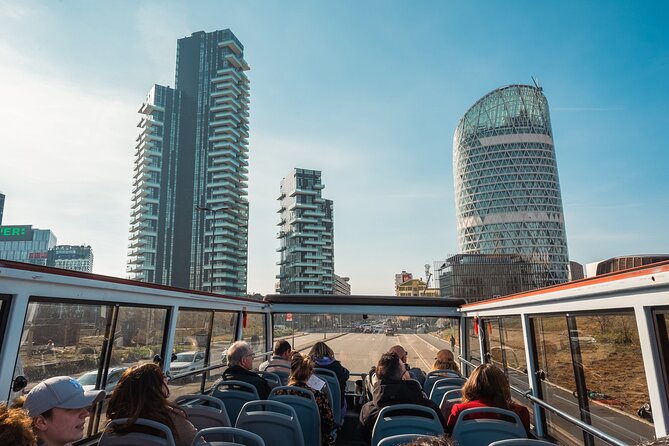 Milan Super Saver: Skip-the-Line Duomo and Rooftop Guided Tour - What’s the Hop-on Hop-off 2-day option, and is it worth it?