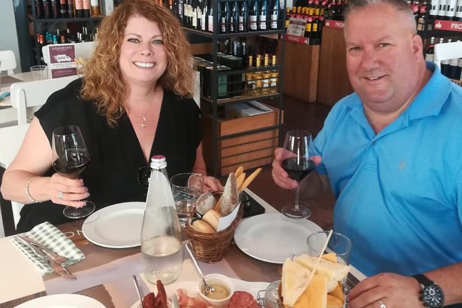 Milan's Authentic Street Food tour: A Gourmet Experience - Pizza and wine: farm ingredients, not mystery sauce