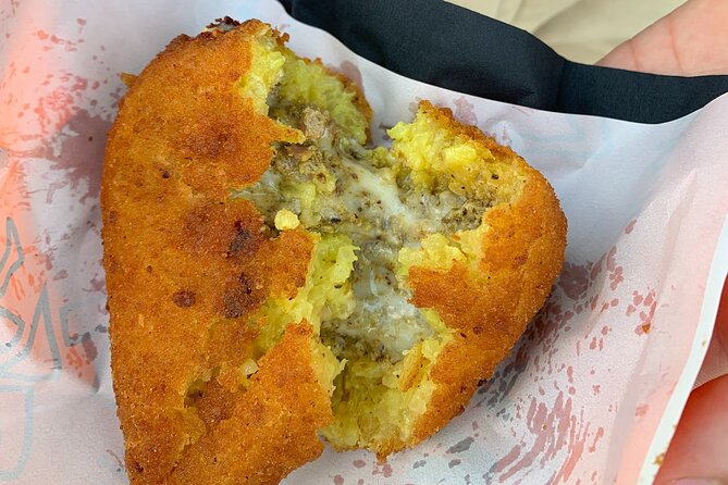 NO DIET CLUB - Best Food Tour in Milan ! - The food lineup: cannolo, thin-crust pizza, and gelato plus more
