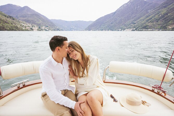 Private Boat Tour on Italian Gozzo on Lake Como - Tremezz o and Villa Carlotta: art collections plus major garden time