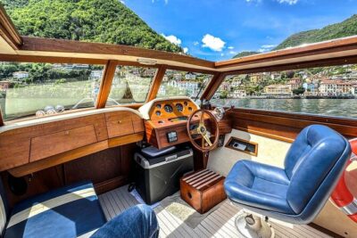 Private Boat Tour on Lake Como - Getting on the Water: Pickup Spot, Timing, and Shade Expectations