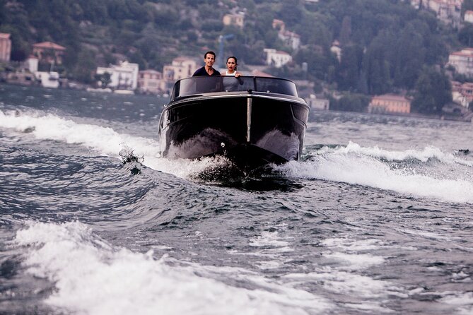 Private Boat Tour on the Lake Como - Private on the water: what 1 hour on Lake Como really gives you