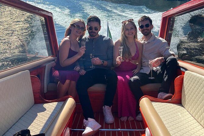 Private Tour by Classic Wooden Boat on Lake Como - Captains and guides: how the storytelling feels in real time