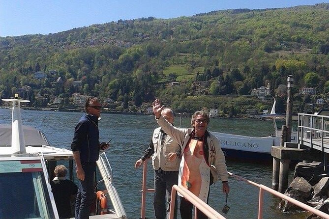 Stresa: 1-Day 3 Borromean Islands Hop-On Hop-Off Boat Tour - Your Hop-On Hop-Off Strategy: How to Not Lose Time (or Your Spot)