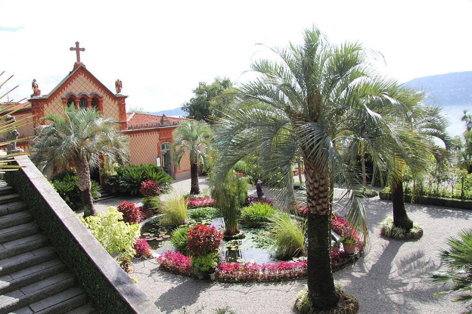 Stresa: 3 Borromean Islands Boat Tour - Isola Pescatori: lunch, alleys, and a real village feel