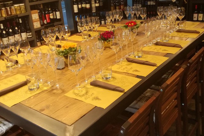 Taste of Lake Como: 4 Wines Paired with Local Cheese Charcuterie - Itinerary in real life: what happens at Capitan Drake