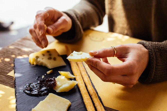 The Award-Winning Private Food Tour of Milan: 6 or 10 Tastings - Private guide plus Brera food stops: what this tour feels like