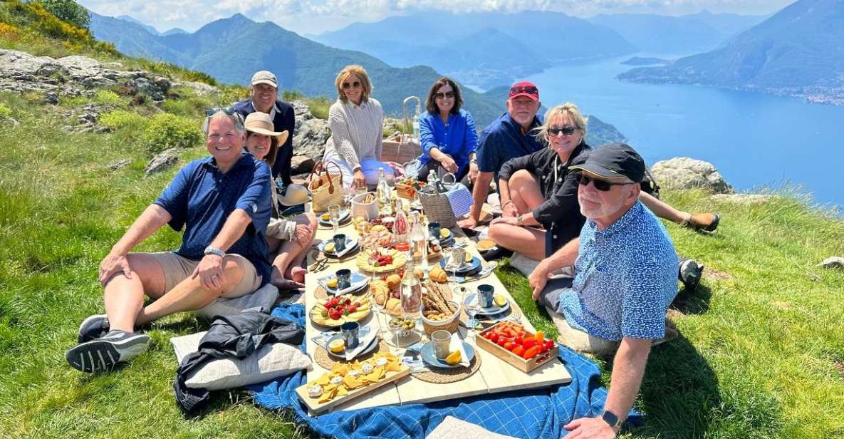 Varenna: Picnic Experience in the Italian Alps - Start at Piazza Martiri: the easy meet-up point
